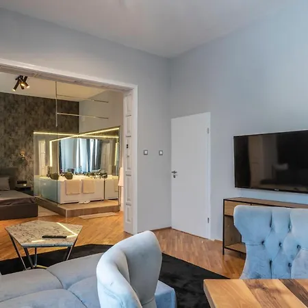 Апартамент Luxury Vitosha София