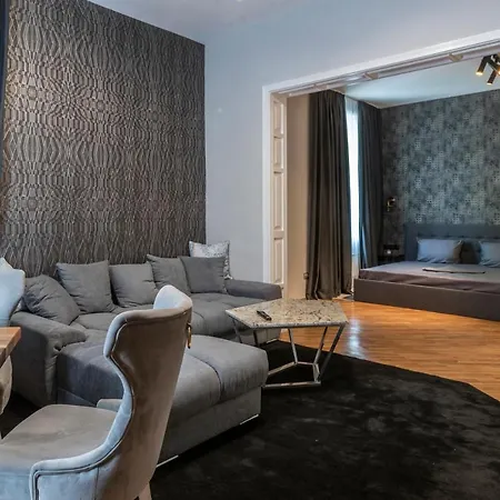 Апартамент Luxury Vitosha