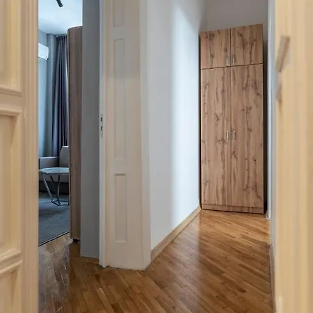 Luxury Vitosha * Sofya